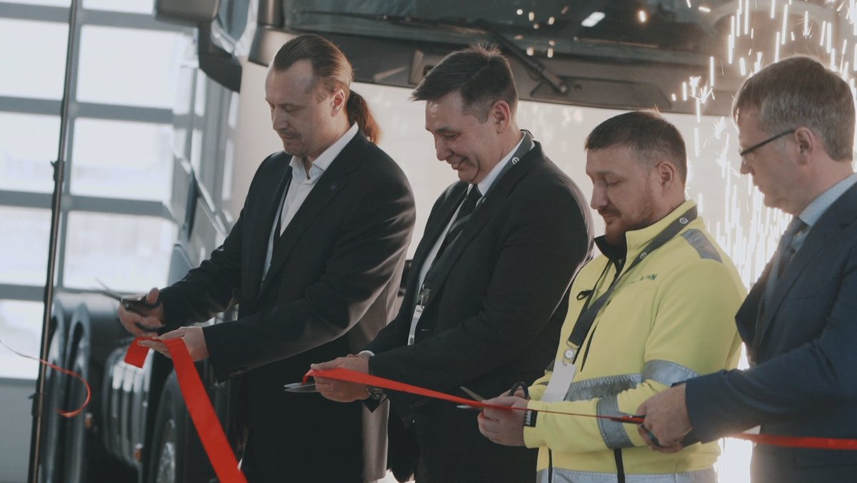 RenaultTrucksRu's tweet photo. С радостью сообщаем вам, что 19 декабря в Братске прошла торжественная церемония открытия нашей фирменной СТО «БайкалАвтоТрак». Часы работы: с 8:00 до 20:00, по адресу: 665718, г. Братск, Промышленная зона БЛПК, д. 12Б, ст. 1. Телефон: 8 (800) 333 50 15, https://t.co/7BXrMkFVFO https://t.co/k83Pvae0rf