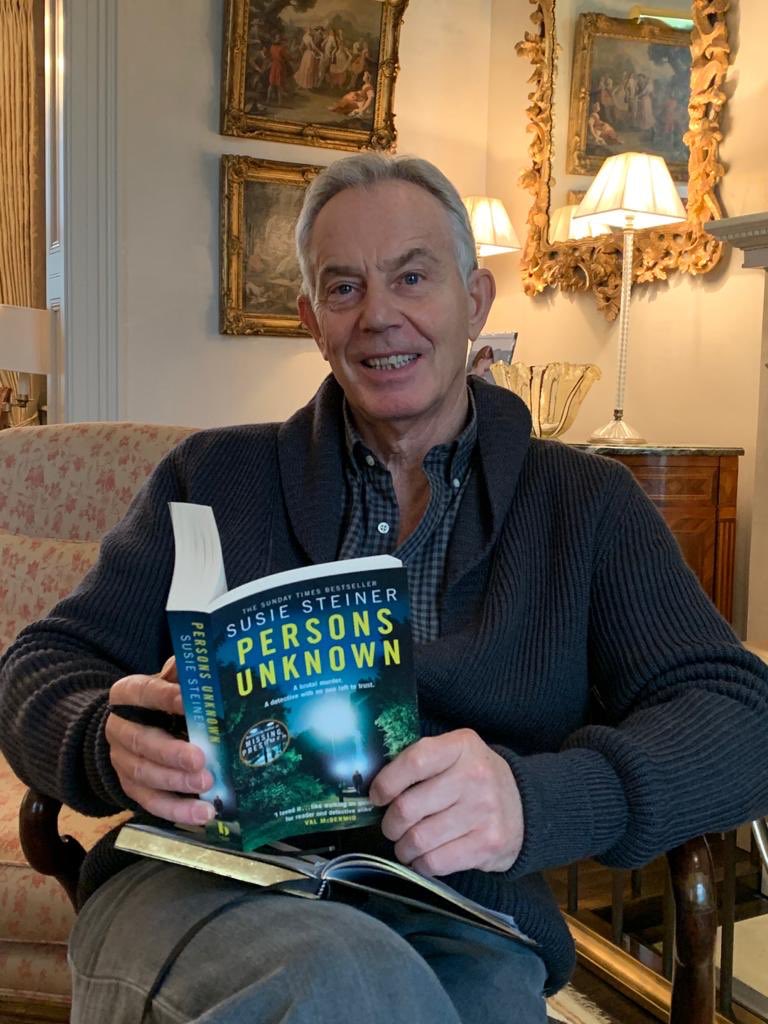SusieSteiner1's tweet photo. Christmas reading https://t.co/22gQLVPL0i