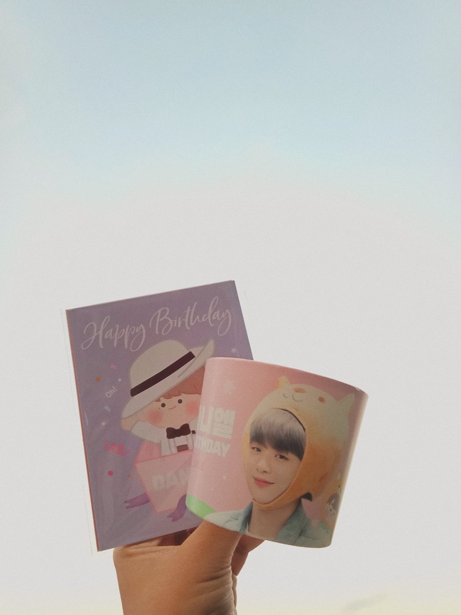 bugmyh's tweet photo. ได้น้อนนนแล้วนะคะ ห่อดีมากประทับใจสุดๆ ❤❤❤❤ #ซีเครีวิว https://t.co/S88Tmxcp9r