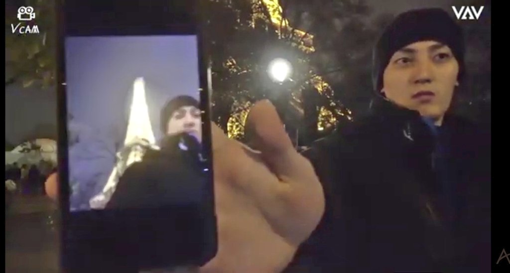_nuna_my_'s tweet photo. Hi Ziu-nim, mind to share the pic with us? ๐
#VAV #Ziu #ParkHeejun #VAVinBudapest #Hungary #VAVinEUrope #2019MeetnLive #EuropeTour @VAV_official @twt_VAV @VavCash https://t.co/zpUtXWSoga