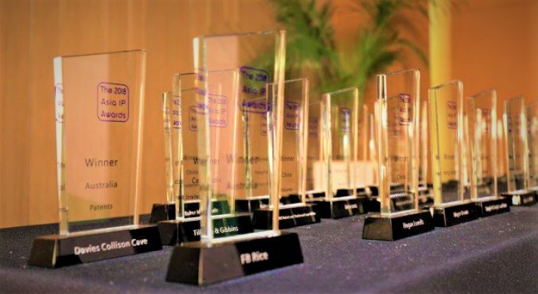 LexOrbisIP's tweet photo. Moving toward the end of the year on a #successfulnote, we are #delighted to share we have been #recognized as “the #PatentFirm of the Year by #AsiaIP” for the #Year2019, we express our #deepestgratitude to #ourclients for their continuous #support and #faith in us. #LexOrbis https://t.co/oYDbsRByGD