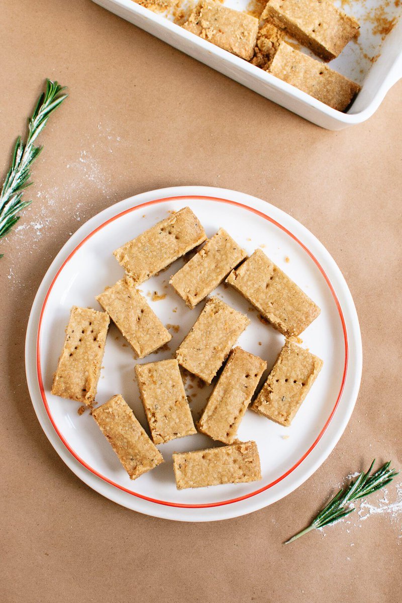 Flavor_YourLife's tweet photo. Cookie + Kate introduces this lemon, rosemary and #OliveOil shortbread that you just have to try! https://t.co/OgSyynsiXZ https://t.co/f878mPT8Lb