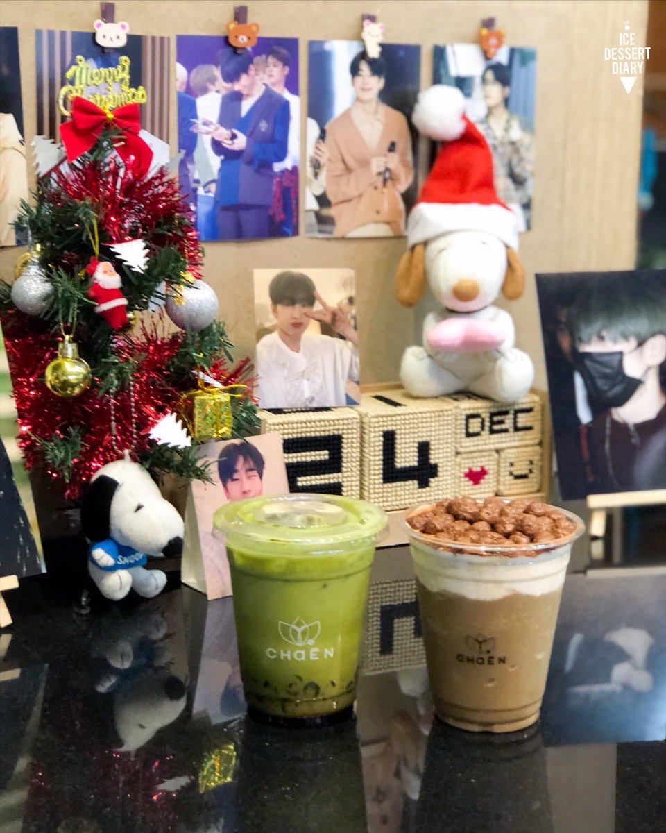 icedessertdiary's tweet photo. ครือออ โฉบไป @ChaenMatcha มา~ แล้วเห็นเค้ามีจัดอีเว้นท์ของ #ฮันซึงอู แจก Cupsleeve ด้วยแหละ🥤🍵รอบนี้มาลองเมนูใหม่! โฮจิฉะไมโลมีไมโลบอลข้างบนด้วย 🤩 อีกแก้วเป็นมัทฉะคุโรมิซึฮะจ้า แอบขอคัพมาถ่ายด้วยเยย ���ย่อยเหมือนเดิม เพิ่มเติมคือน้องตัลล๊าคคคค 🥰 @aroii #อร่อยบอกต่อ #BDAY1224HSW https://t.co/olRz8ZO5Oh