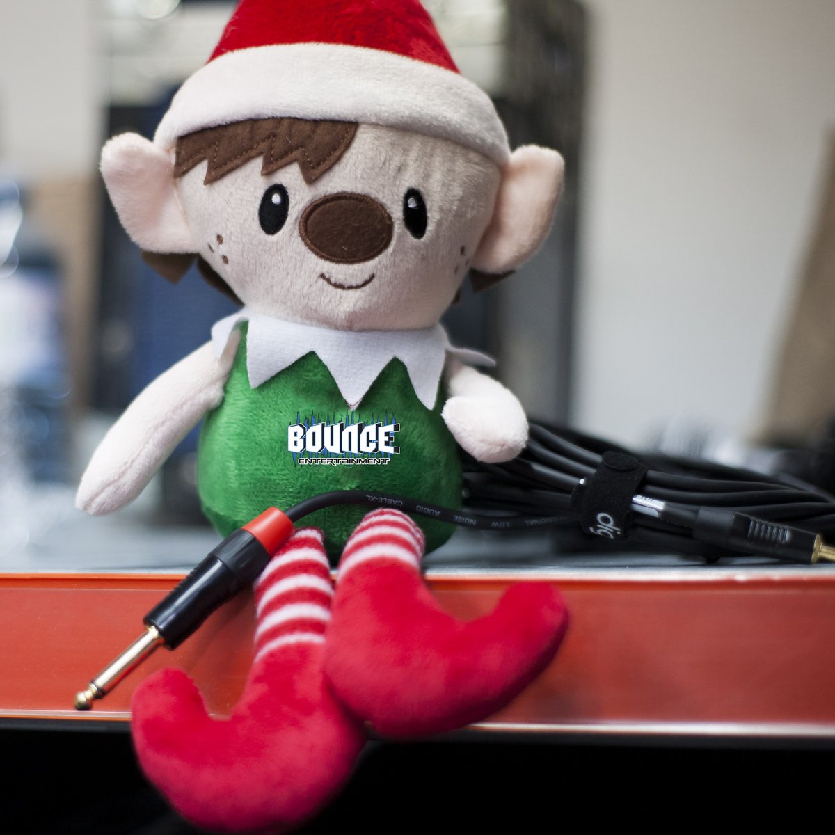 BounceEnt1's tweet photo. While #Santa is out prepping #Rudolph and his crew for a long night of spreading #HolidayCheer. The #Bounce #Party #Elves are plugging in for a great party once the big man gets home. 

#Feelthebass #BringTheBounce #Christmasparty #dancingboots #OnDancer #partyprep #BounceParty https://t.co/nsLRlJlsJR