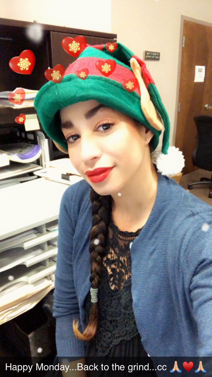 BetzySin's tweet photo. Potluck, meet our adopted Family, wear Santa hats &amp; X~Mas socks Monday!!! Back to the grind...cc🥰🎅🏽🎄⛄️🎁🙏🏼💙🐻♥️🤙🏼#Love #Life #Happy #Monday #Back2TheGrind #Christmas2019 #SantaHat #ChristmasSocks #Potluck #Fun #LifeIsGood #MyFriend #Rainbow #KeepWorkingStayBusy #DearUniverse💙 https://t.co/nBRpoIqsCo
