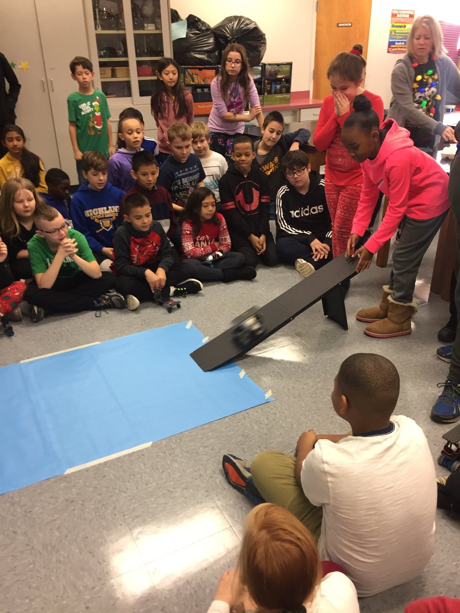 MsBazant's tweet photo. PLTW Photos - Collision Unit https://t.co/8izNrJgyrZ