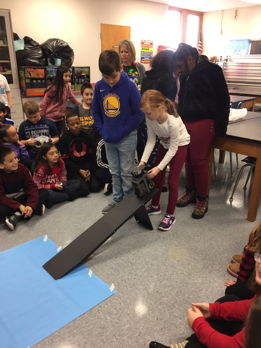 MsBazant's tweet photo. PLTW Photos - Collision Unit https://t.co/8izNrJgyrZ