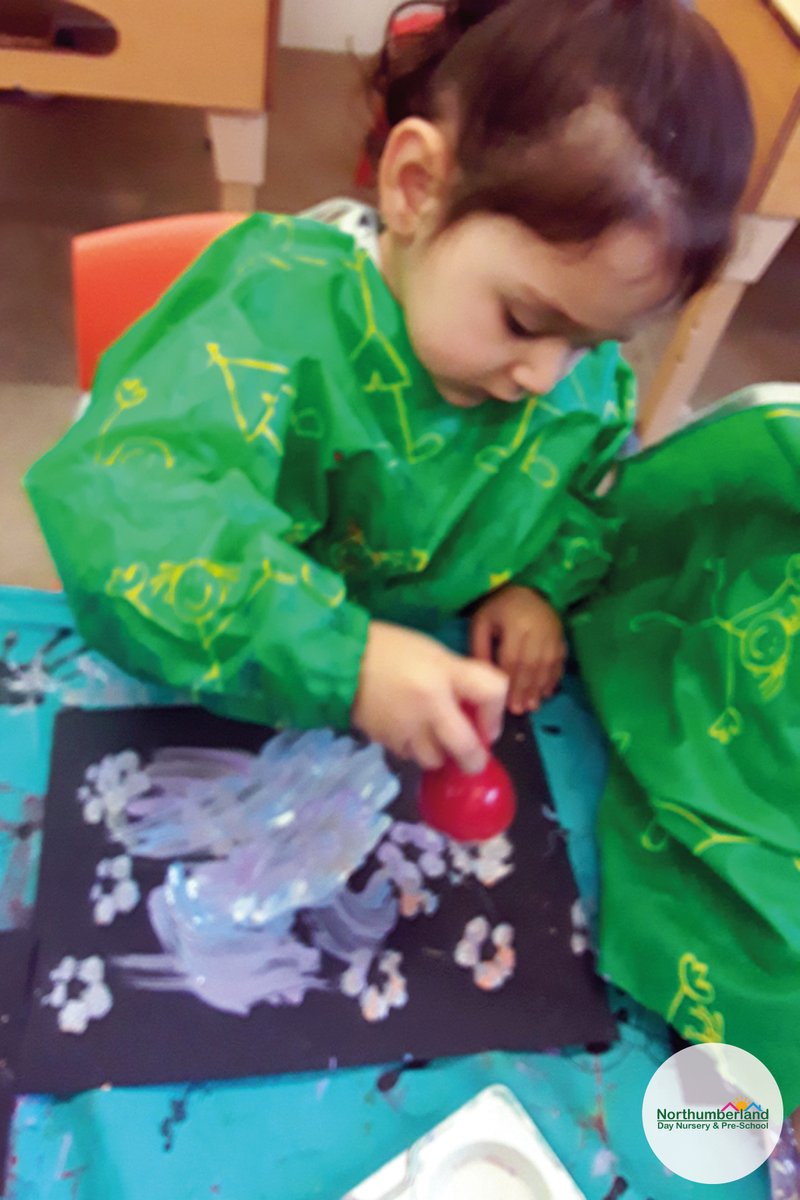 CCLnurseries's tweet photo. Today, Pioneers and Pre-School have had lots of fun making firework pictures for the new year!

#Northumberland #daynursery #preschool #Pioneers #playing #learning #fireworks #artsandcrafts #NewYears #CompleteLearning #childcare #CompleteChildcare#completechildcare https://t.co/sWKzncl8aZ