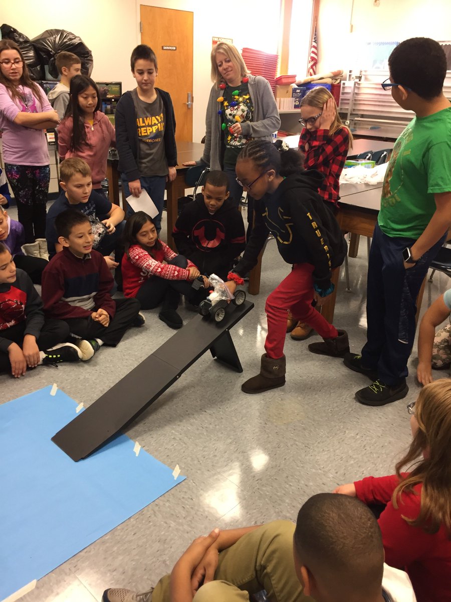MsBazant's tweet photo. PLTW Photos - Collision Unit https://t.co/xlTuvJAaE7