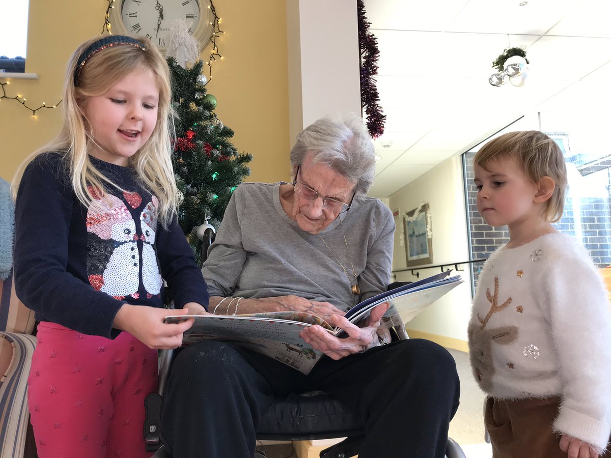 FriendInDeed_'s tweet photo. We had a lovely morning making our friends at Thomas Tawell House smile. One of the residents dressed up as Santa🎄A student from Firside school who visited the home recently, came back with his sister and family to see the residents again ❤️@VisionNorfolk @FirsideJunior https://t.co/owHT6S6ST1