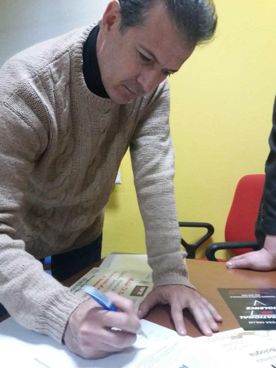 youthclimatedec's tweet photo. The #YouthClimateDeclaration was presented at a convention in Italy! The participants signed the declaration and expressed their intention of #sharing it. Thanks to all the people and organizations that made the launch possible!
#WeTheYouth #ClimateAction #Italy #ClimateEmergency https://t.co/KOtWdElBuG