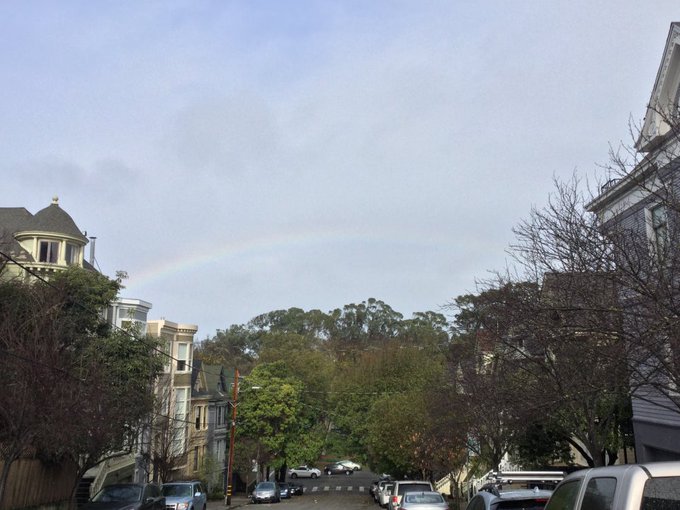 🌈 Yesterday&rsquo;s rainbow. If you only look ahead, you&rsquo;ll never see the #rainbow behind you.  Ran outside<a href="/tag/coffee"class="tags"><span>#coffee</span></a><a href="/tag/yesterday"class="tags"><span>#yesterday</span></a><a href="/tag/rainbow"class="tags"><span>#rainbow</span></a>