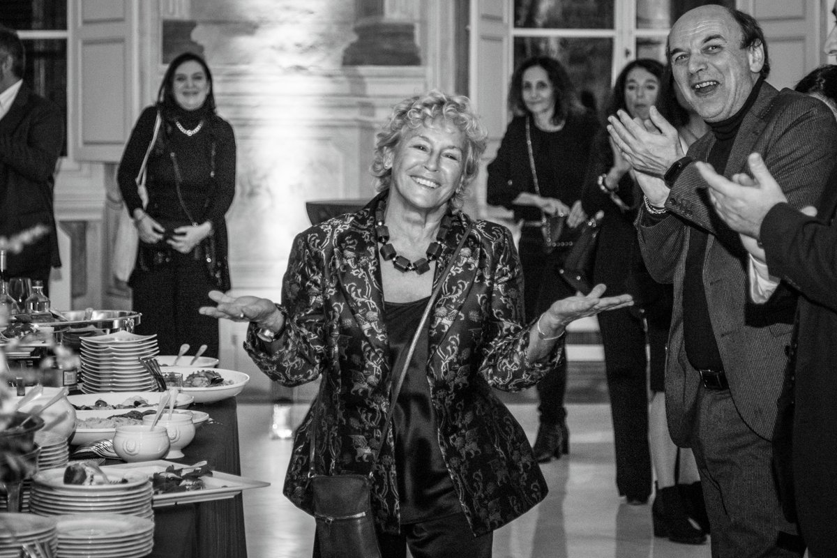 Ieri sera il 22,2% degli italiani ha scelto #pezziunici Complimenti a <a href="/CinziaTHTorrini/">Cinzia TH Torrini</a> e tutto il cast! Viva l'#artigianato!