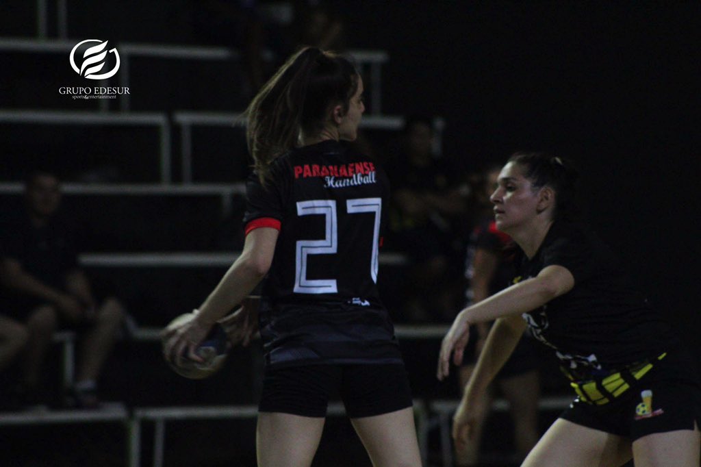 grupoedesur's tweet photo. #LigaEdesurAmateurDeHandball

#Paranaense (38) 🆚 (14) #QuePacho

Jugadora Destacada 🙌🤾‍♂️ : Gabriela Salinas #Paranaense 
.
📸 @marinandresj 
.
#Pepsi #Pilsen #AguaBess #BessPower #Upisa #Kyrios #Sportzone https://t.co/EgIzEygsyB