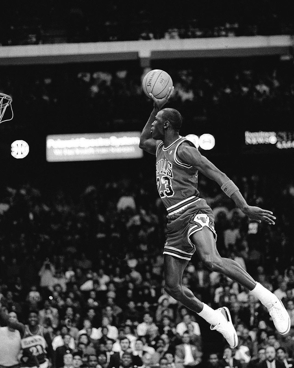 SLAMKicks's tweet photo. Air Jordan III. #MJMondays https://t.co/3MHVv094eQ