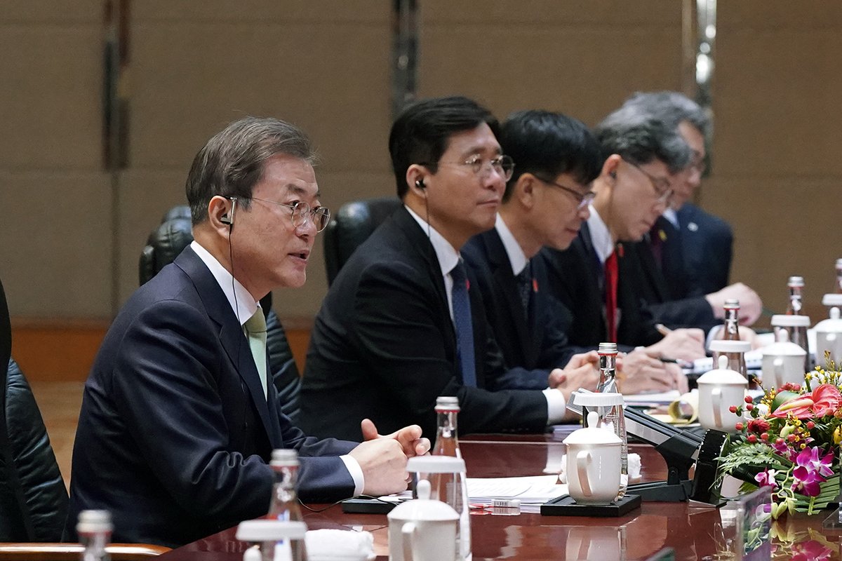 문재인 tweet media