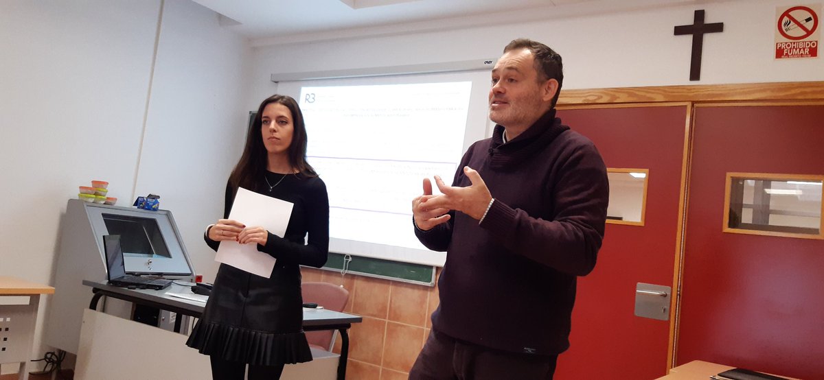 UCAMCatedraRSC's tweet photo. Trasversales y versátiles!! 🙌
.
Así son las herramientas de RSC! 🌎
.
El pasado finde aprendimos a aplicar metodología RSC al área de Recursos Humanos gracias a la participativa clase de Fernando Garcia
.
#RSC #Master #MasterRSC #Ucam #ResponsabilidadSocialCorporativa
. https://t.co/oGDyAYxUqW