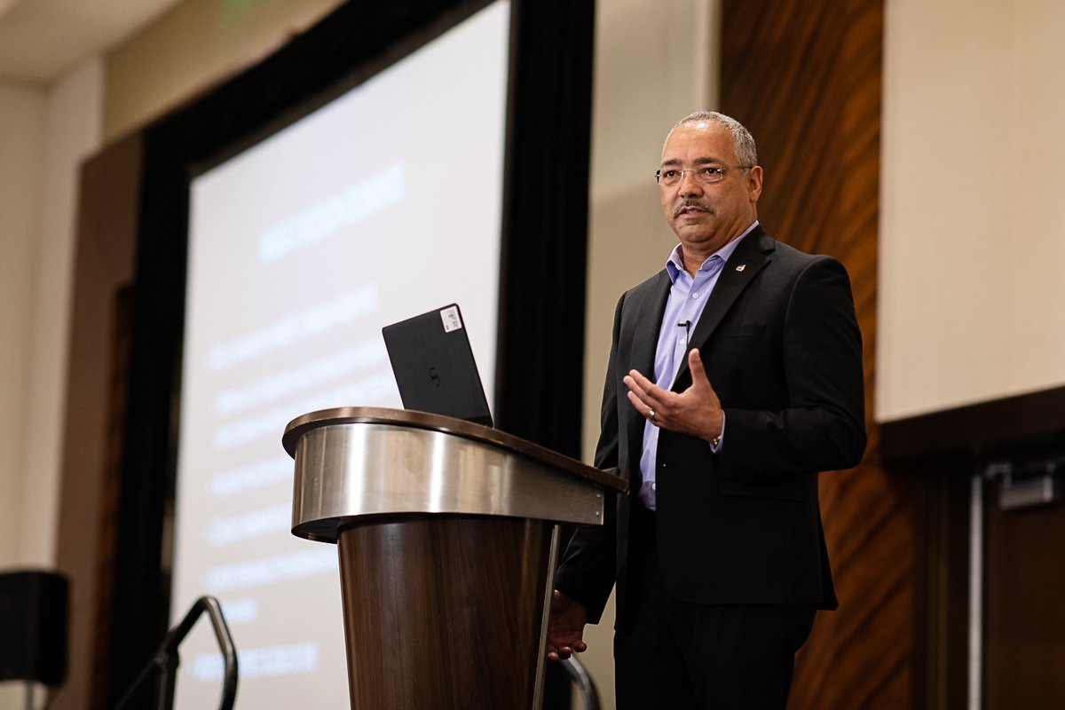 BlackActuaries's tweet photo. #Throwback to the Annual Meeting in August! #CreatingConnectionsIABA #HoustonHostsIABA #IABAYearInReview #HappyHolidaysIABA https://t.co/o1vSc8WfGa