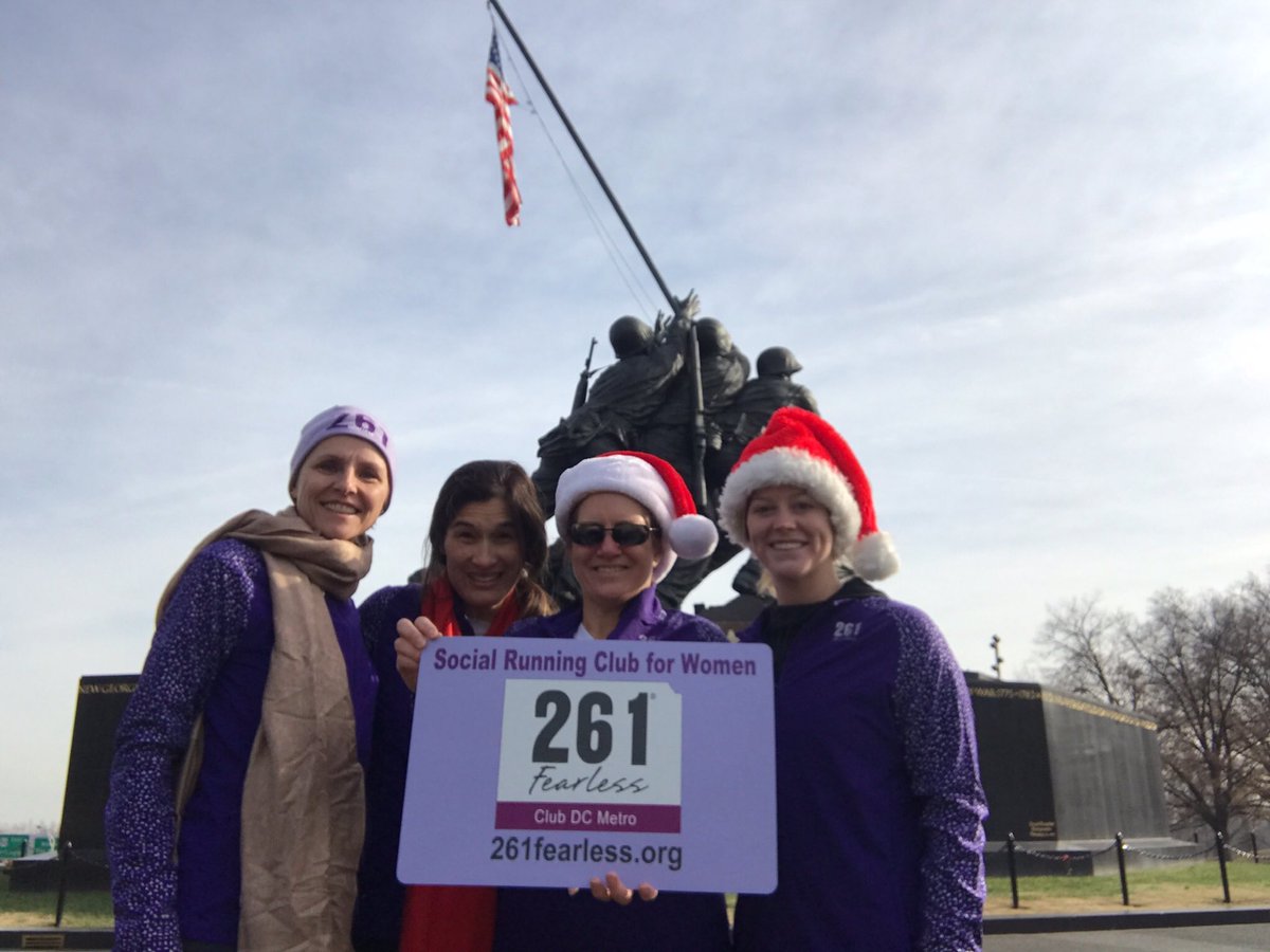 261fearlessDC's tweet photo. Happy Holidays to all our @261Fearless sisters everywhere! We’re so grateful for the gift of Friendship! 
🎁 🎄❤️🎄❤️🎄❤️🎄🎁
#BeFearlessBeFreeBeGrateful
#261Fearless
#261Friends
#TellHerSheCan
#HappyHolidays https://t.co/hWBQGtgtTf