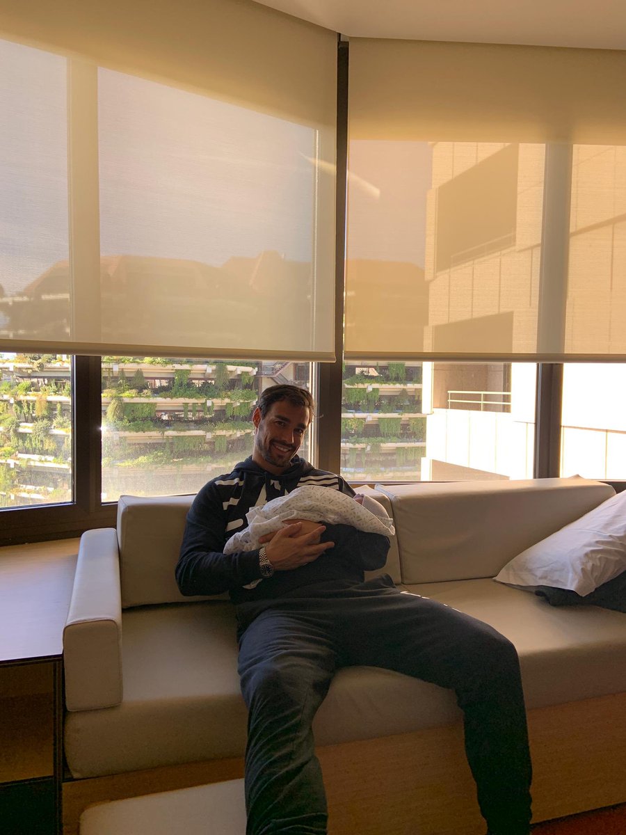 fabiofogna's tweet photo. Benvenuta piccola Farah 💓💖
FF87 ❤️ FF23 https://t.co/4ENAsNDDwO