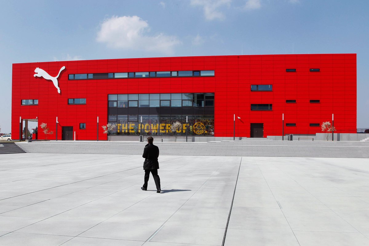 ourboatingguy's tweet image. Puma Is Making Gamer Shoes Now 
 The company's new "Active Gaming Footwear" is, best I can tell, a big, thick sock. 
 tz2d.me/?c=CPL