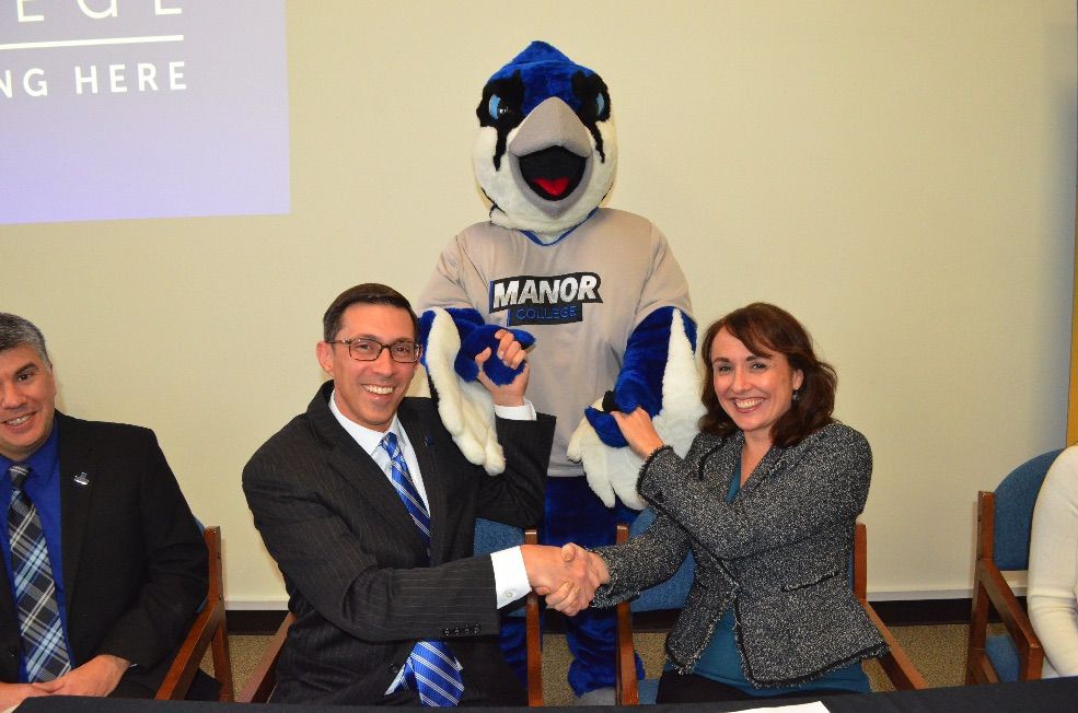 MONTCOToday's tweet photo. Manor College Joins Forces With Milton Hershey School To Help First-Generation Students
https://t.co/F9NGHevEyl https://t.co/aS8xASxkAQ