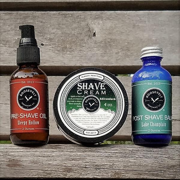 The  Complete Shave Kit by Roosevelt Grooming Co. comes in a variety of scents inspired by the natural landscapes of New York! All products are vegan and animal friendly. Help someone you love get a smooth shave this season! 🙌

#shaving #shopsmall 

ow.ly/OC8d50xD6Pu