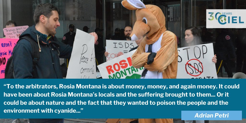 ciel_tweets's tweet photo. For 15 years, locals from #RosiaMontana, Romania, have fought to defend their homes &amp; cultural heritage from #GabrielResources #toxicmining. This month, we came together in defense of #humanrights over corporate greed. https://t.co/6TqukhV2U4 @RothSteph https://t.co/eLiDiWlmKG