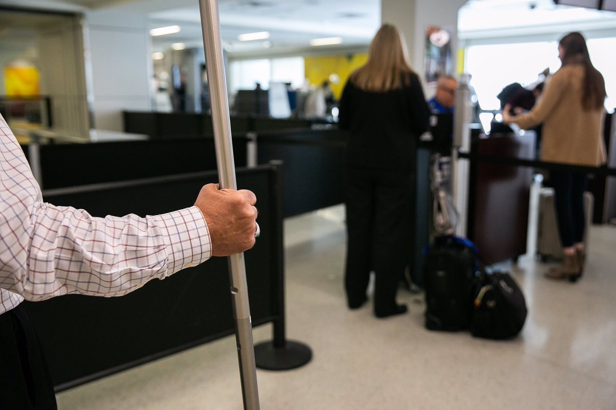Happy Festivus! 
For those of you traveling through the airport with a #Festivus pole:
👊 Place it in its own bin at security.
👊 Please make sure you put it down BEFORE the airing of grievances.