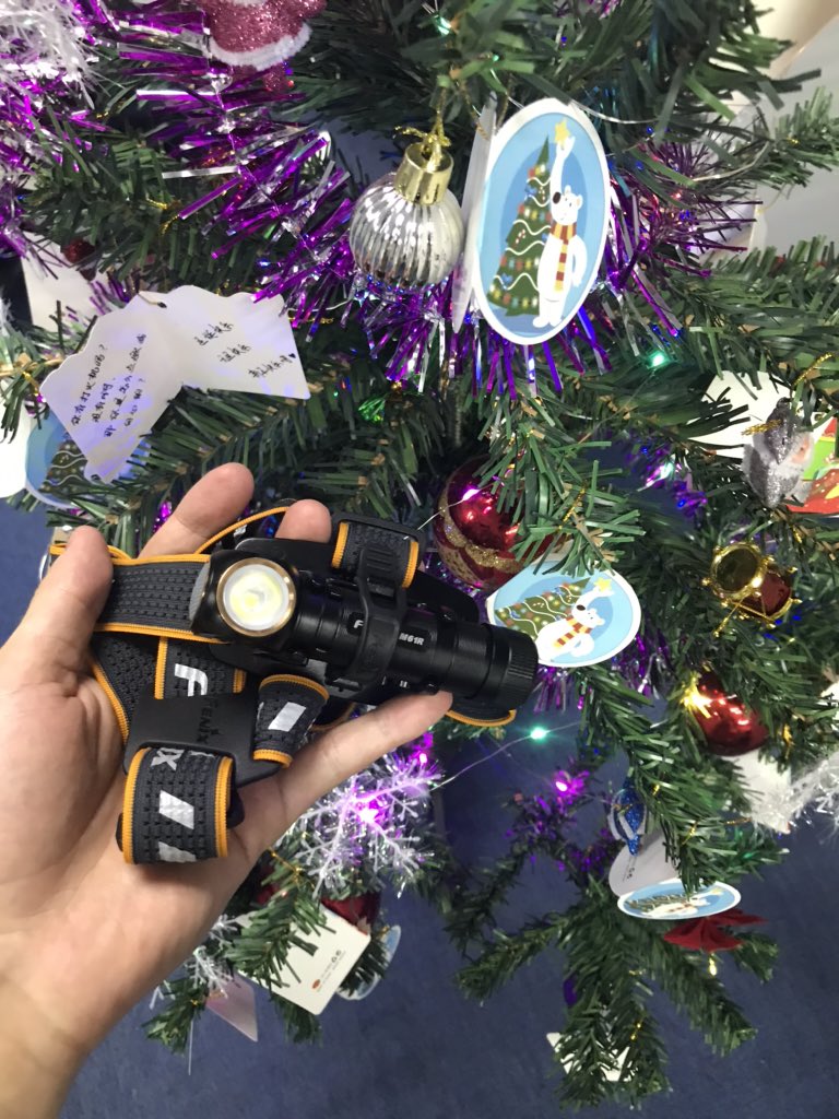 FenixProducts's tweet photo. We are decorating our office for the upcoming Christmas. Would you decorate your Christmas tree with Fenix lights?
#fenixlight #Chirstmas #HM61R https://t.co/7Vs4zlbVBT