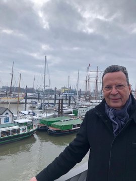 View image on Twitter