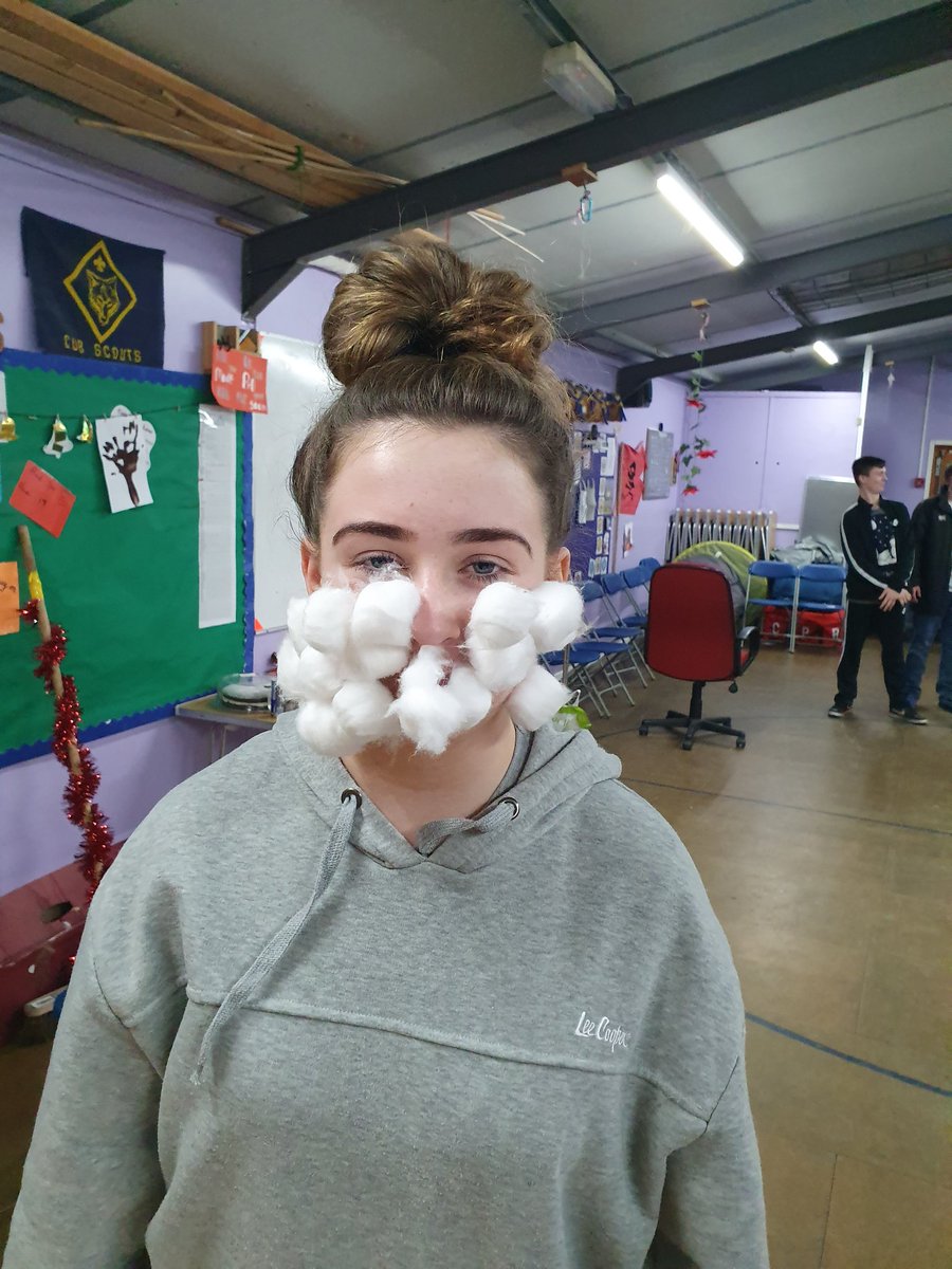 EnigmaExplorers's tweet photo. Being Santa challenge!! Pt 1.... https://t.co/qIO4tDHxe3