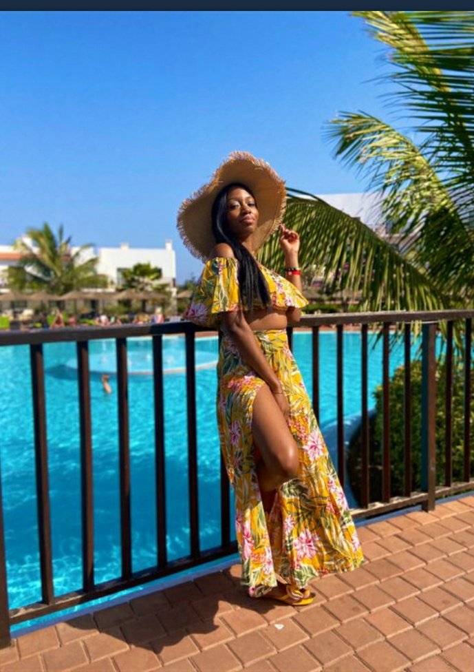 Tipheey's tweet photo. Permit me to crush on my fav again😍😍😍
Cape verde is the right place to be this holiday because you get to #TravelWithKhafi and #mrbokuwilltakeyouthere and #mrbokuwillbringyouback #capeverde #acupofkhafi https://t.co/z3PqloWhoi
