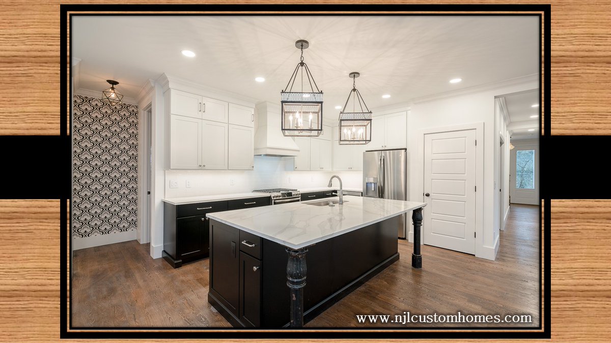GroundworkSTL's tweet photo. This NJL Custom Homes kitchen in one word... Luxurious!
#customhome #stlbuilder #kitchen #interiordesign #luxury #stunning #hometownlender #mortgage #dreamhome https://t.co/gLCRTWqgtz