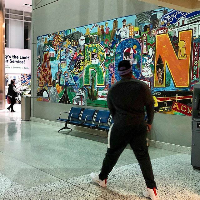 Welcome to A-K-R-O-N!
🎨❤️✨ #ARTxLOVE #atplayakron #knightcities #signaltreefest #collaborativemural #akron #canton #metroplex #airportmural #publicart #creativegreetings #uniquewelcome #firstimpressions
@cakairport <a href="/knightfdn/">Knight Foundation</a> @grtakronchamber <a href="/thedev/">thedev</a>… ift.tt/3971Gk5