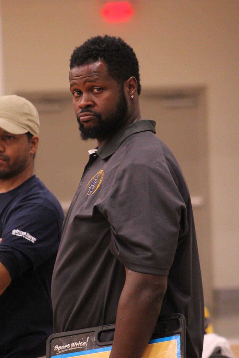 SUTSReport's tweet photo. Coaches were working all weekend trying to get the best out of their teams! #2019PCH https://t.co/dBEvvEXRzx