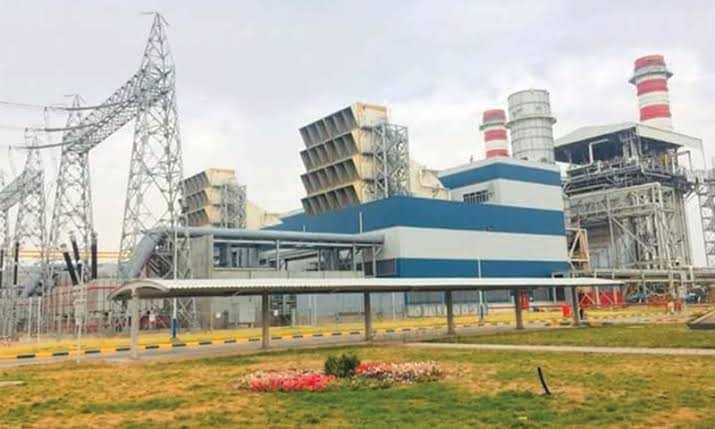 developingpak's tweet photo. Summary of Privatization of 1223 MW #Balloki Power Plant (RLNG) &amp; 1230 MW #HaveliBahadurShah Power Plant (RLNG) has been presented in CCI Council of Common Interest yesterday. The EOI Expression of Interest date has also been extended to January 17, 2020.

#Pakistan 🇵🇰 https://t.co/8LAtaXmB9j