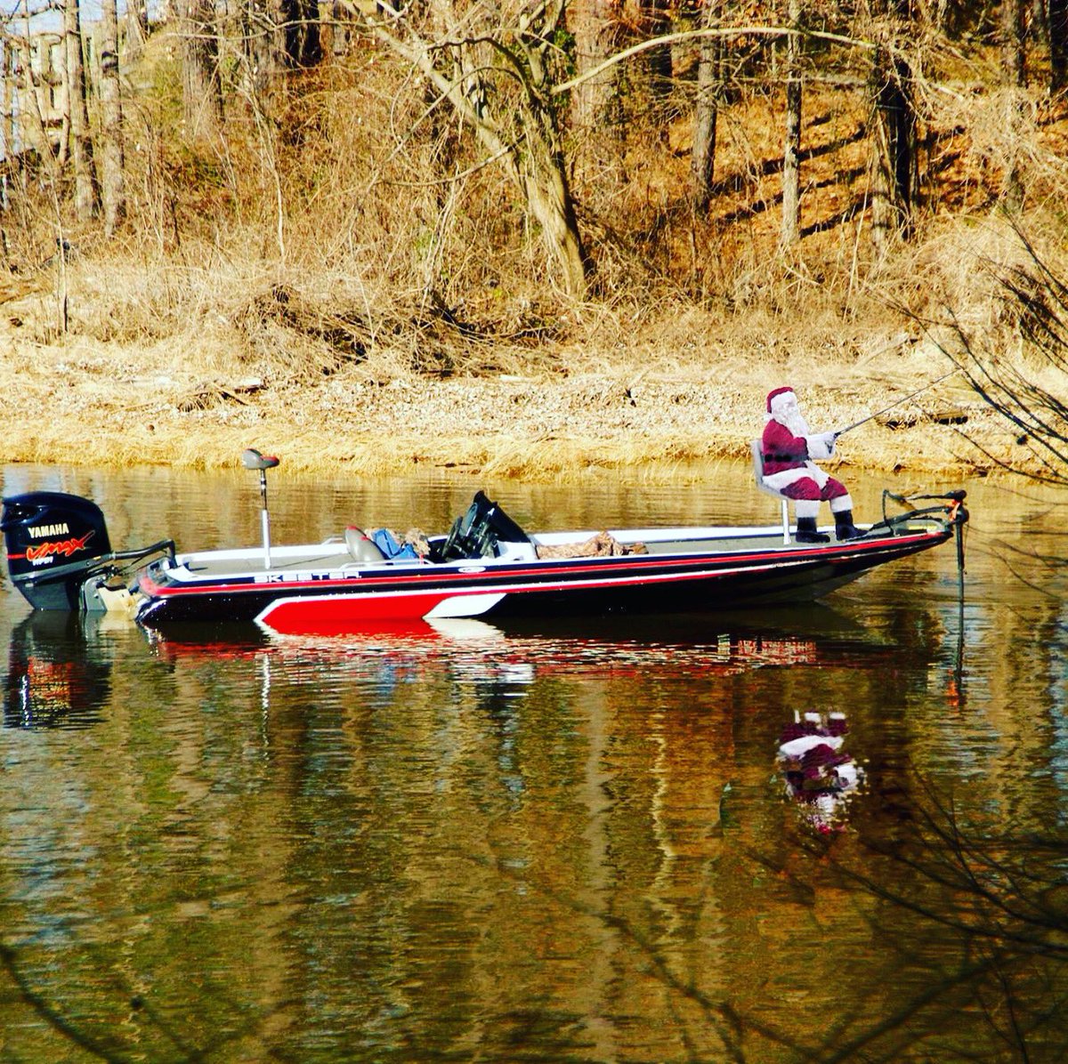 In need of a last minute Christmas Gift?!
Consider gifting a lasting memory instead of a tangible gift that will be forgot.
Give the gift of a Guided Fishing Trip!!
To book your trip visit toledobendlakecountry.com/fishing-guides