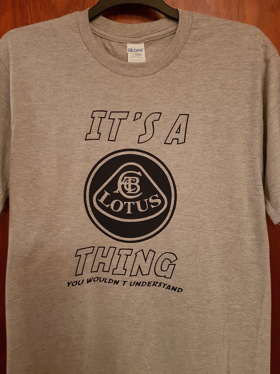 KeithMeredith8's tweet photo. Receieved an awesome #secretsanta gift from a work colleague. Will be wearing it when I'm out and about in my #LotusElise

@lotuscars @LotusCarsPR @FMSuperCarClub #mylotus #ForTheDrivers #FMSuperCarClub https://t.co/xrXurUgmWL