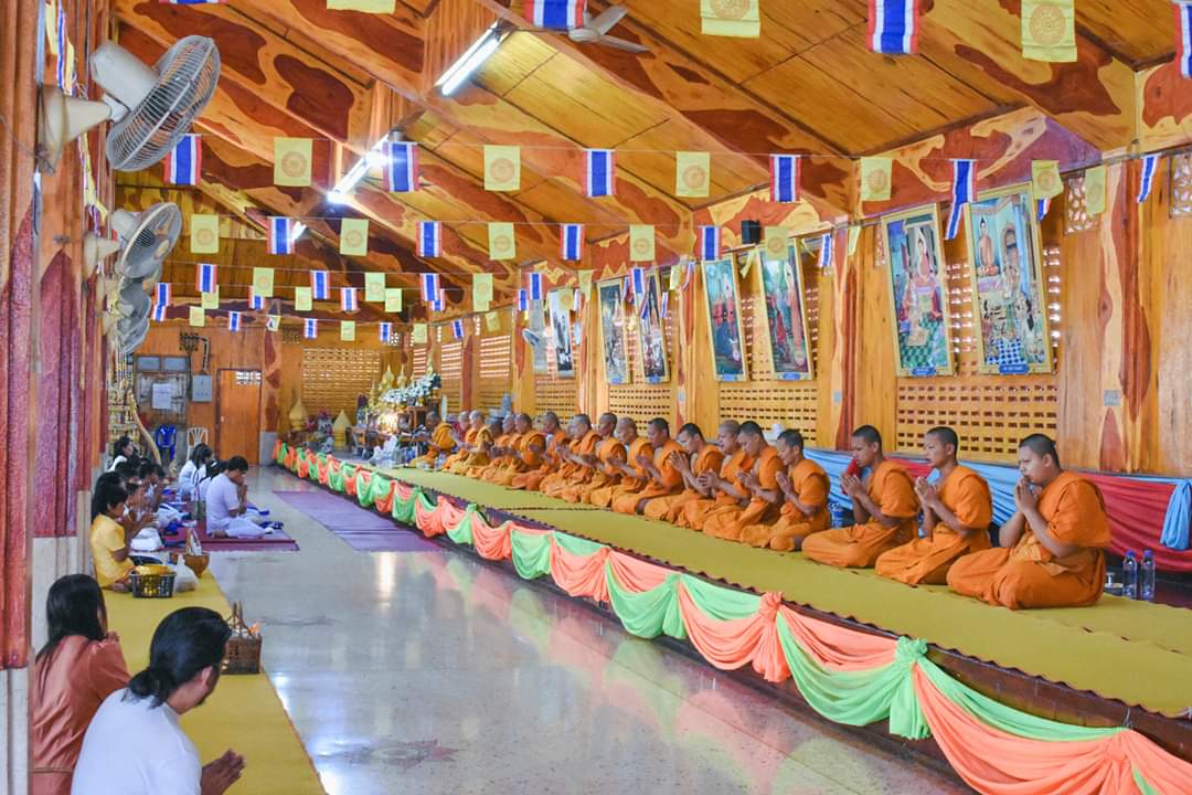 ManeeMa55593604's tweet image. โรงเรียนอนุบาลจอมบึง จ.ราชบุรี นำนักเรียนไปร่วมทำบุญตักบาตร ฟังเทศน์ที่วัดในวันพระ 
เพื่อเป็นการขัดเกลาจิตใจ บำรุงพุทธศาสนาให้เจริญรุ่งเรืองและดำรงอยู่ต่อไป ณ วัดจอมบึง จังหวัดราชบุรี
19 ธันวาคม 2562
#อนุโมทนา #วันพระ
cr.โรงเรียนอนุบาลจอมบึง
m.facebook.com/anbjombung.jom…