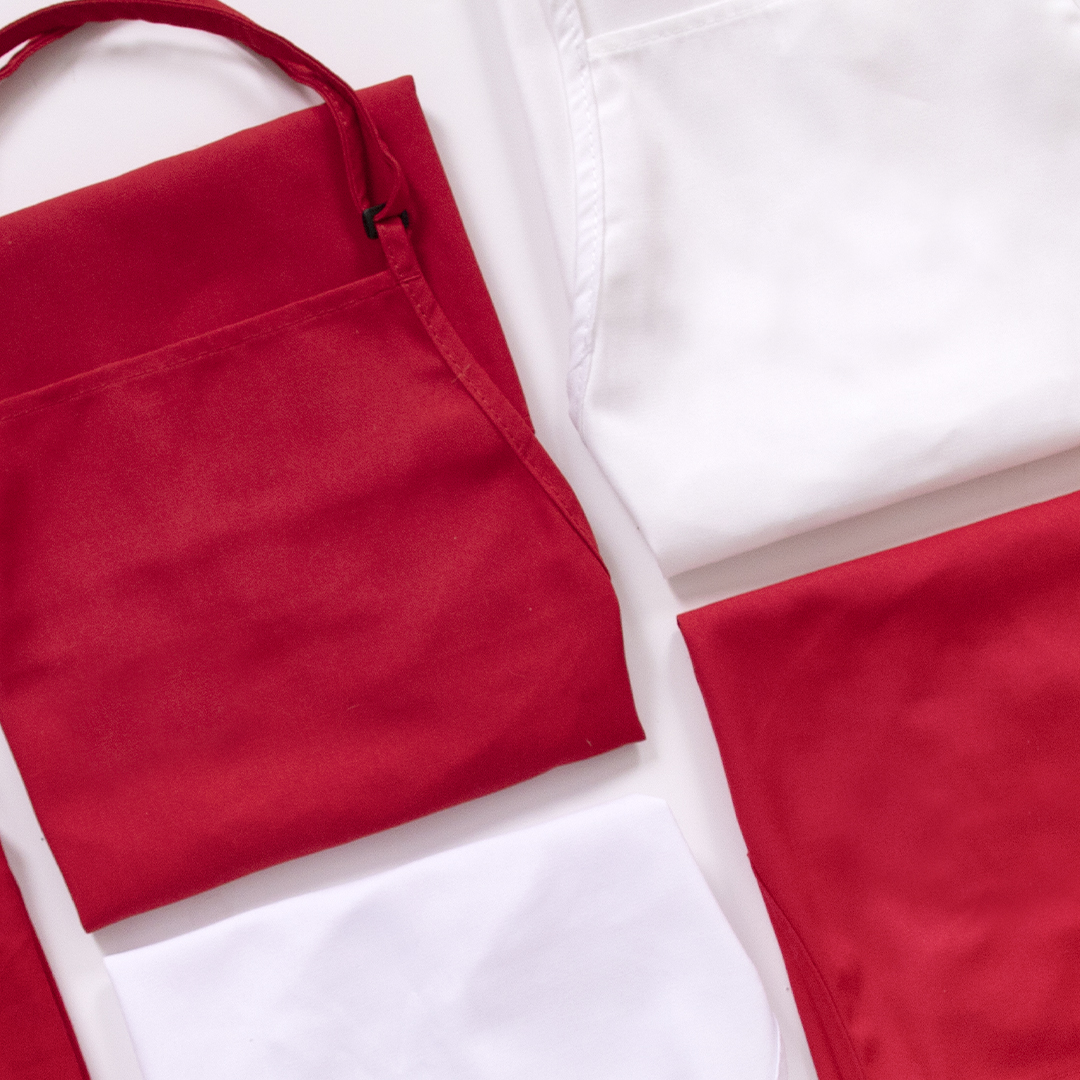 RITZFoodservice's tweet photo. Our red and white Chef Revival aprons make us want to have a candy cane!🍬

https://t.co/kaeChqMUns 

#RITZ #RITZfoodservice #foodservice #ChefRevival #red #white #Christmas #holidays #aprons #redapron #whiteapron https://t.co/6al2RH50k3