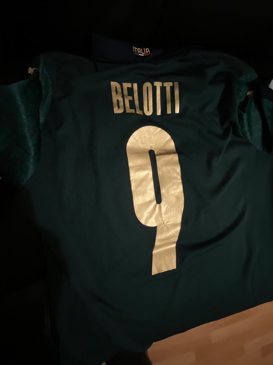 blonstark's tweet photo. 🤩Gracias @FutStore21_ 🇮🇹 https://t.co/7OFxp3k3e3