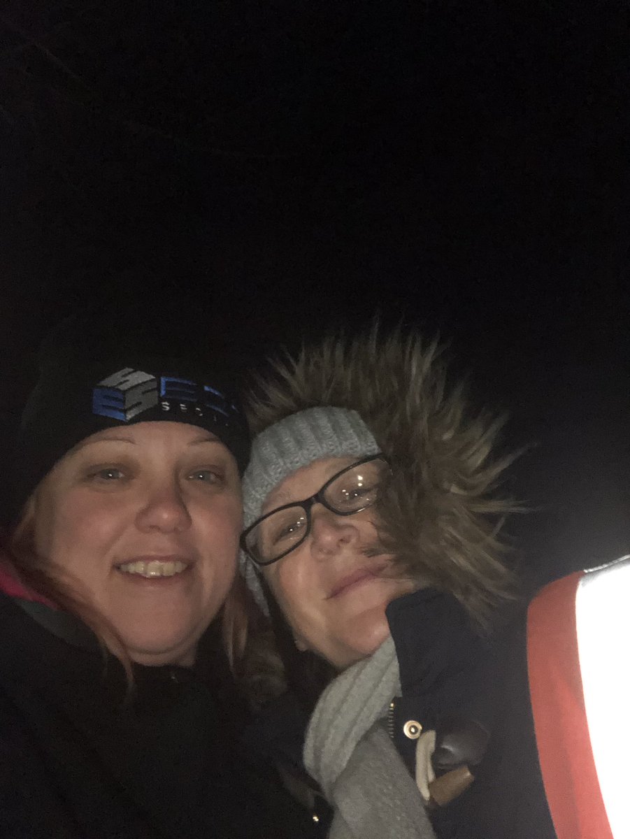 EntireSecurity's tweet image. Great to give something back to the community, #EssFamily helping Ladled with love serving the homeless xx