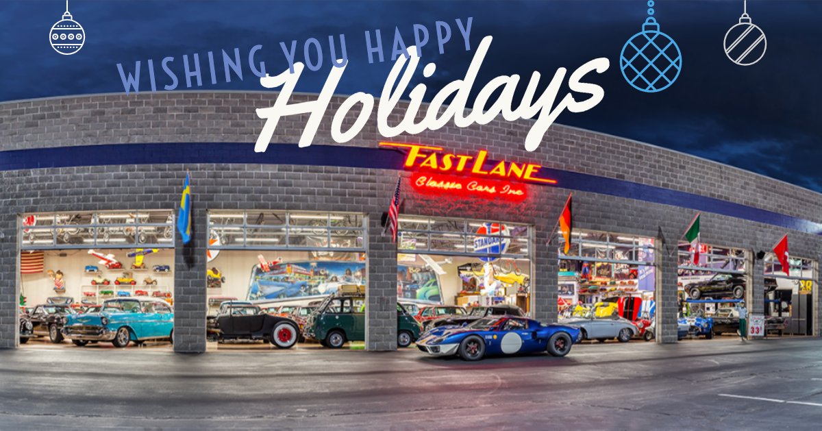 FastLaneSTL's tweet photo. Merry Christmas and happy holidays from our family to yours! #FastLaneFamily https://t.co/8M7Z9J5wlr