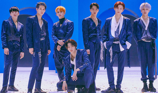 charts_monstax's tweet photo. Social 50 of the 2010s — Billboard:
#43. @OfficialMonstaX
This is one of Billboard decade end charts, made up of the longest charting artists on the Billboard Social 50 from 2010-2019.
#MONSTA_X https://t.co/YlJnRjRfJp