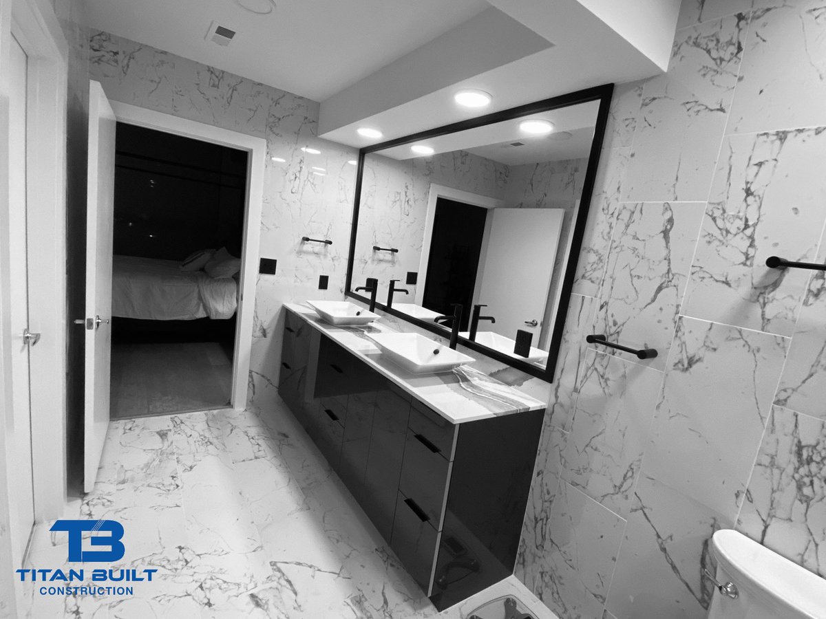 titanbuiltway's tweet photo. Modern bathroom restoration!

 Done the Titan Built way☑️ https://t.co/LfEhbYL4ZK