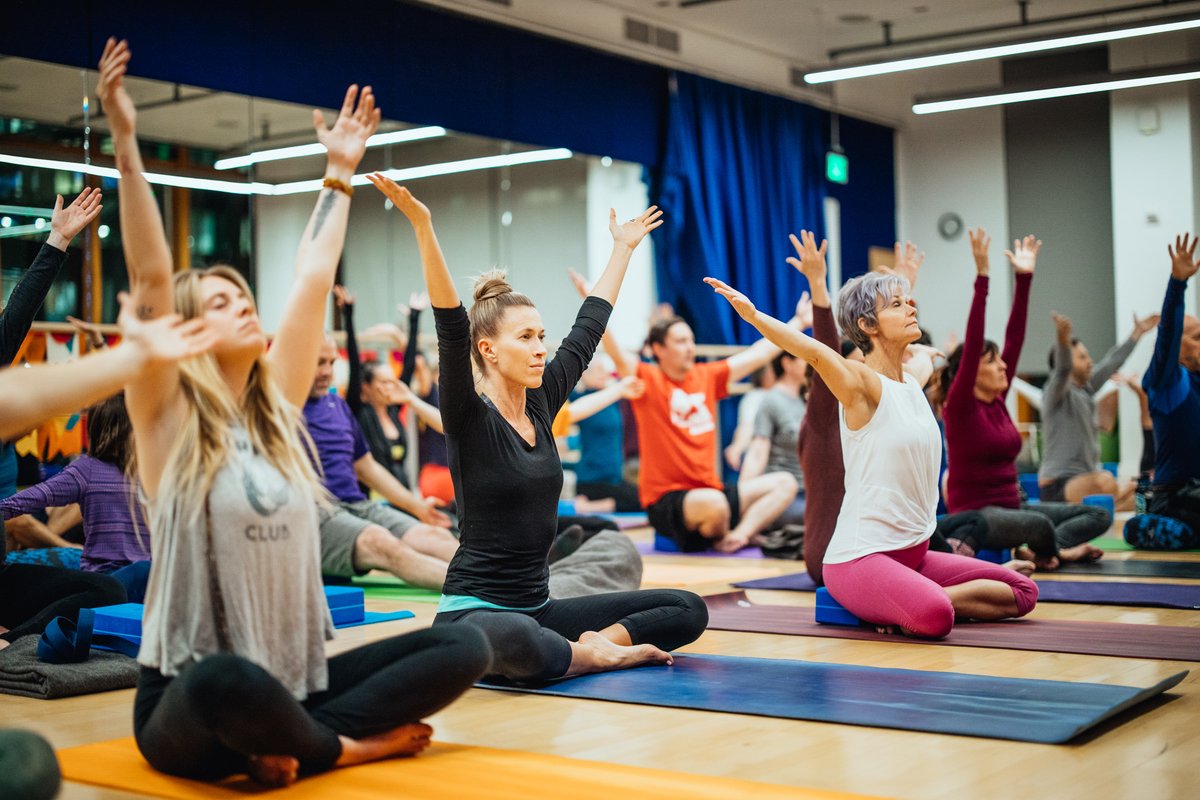 yogafortfest's tweet photo. 👀 Looking for a last minute gift to give the yogi in your life? Give the gift of experience with a 3-day Yogafort 2020 pass! 
🆒👉https://t.co/RRef76dgRE 

📷: @mhwordell 
#yogafort2020 #treefort2020 #reFORTify https://t.co/MB8oyF3Nul
