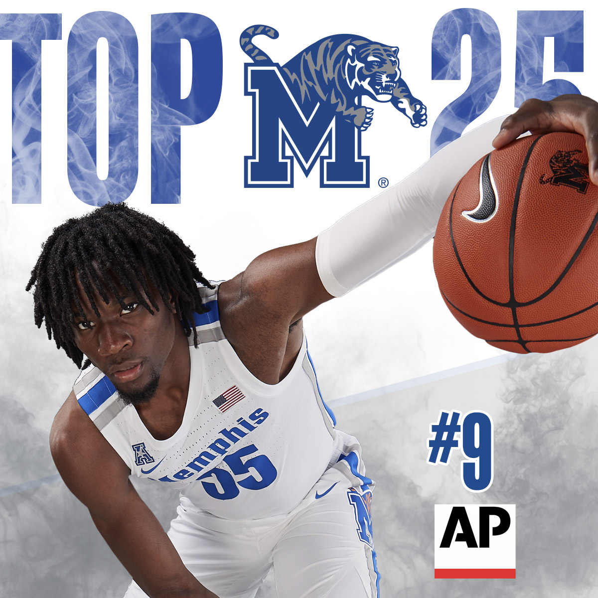 Memphis_MBB's tweet photo. Tigers crack the Top 10 in the latest @AP_Top25 Poll

#GoTigersGo https://t.co/YzMqUHLdJV