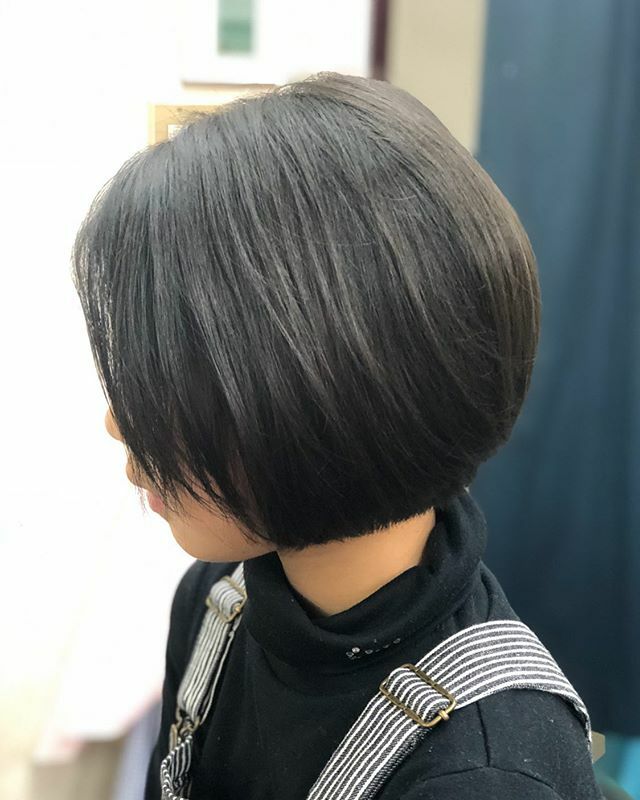 ヘアーサロンイワムラ 前下がりの丸みのあるスタイルとの注文でした 最近の小学生はオシャレです 豊橋理容室 ヘアーサロンイワムラ キッズヘア 前下がりボブ オシャレな小学生 T Co Meazn8bfhe T Co Ptx3etsgmy Twitter