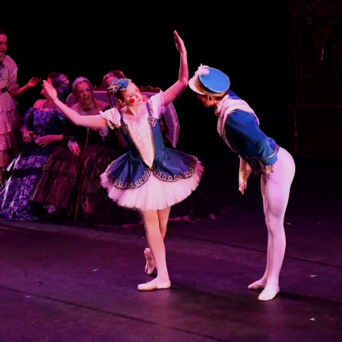 PortlandBallet's tweet photo. Some more pictures to celebrate another successful run of βA Victorian Nutcrackerβ! πβοΈπ«π΅βοΈππ¬πͺππ§ββοΈπβ¨β£
πΈ Julie Rieger #PortlandBallet #VicNut19 https://t.co/kzCVfSQSTy